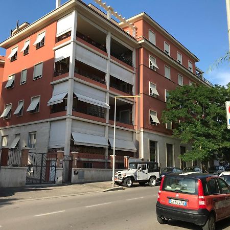 Appartamento Mare Centro Пьомбино Екстериор снимка